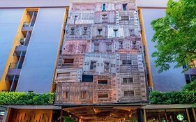 515 Victory Hotel